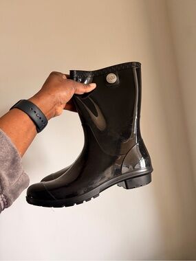 UGG Black Gloss Finish Short Rain Boot